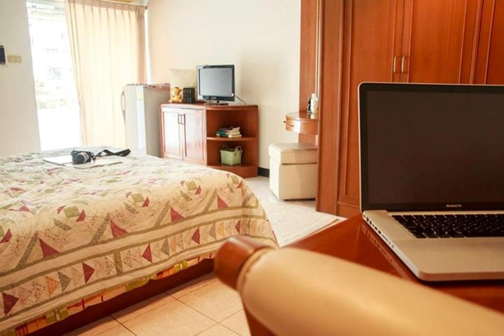 Ritratana Apartment Бангкок Номер фото
